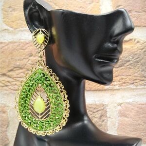 Elegant Green and Gold Teardrop Earrings